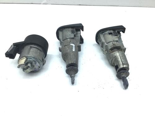 Used Ignition barrel SKODA FABIA II (542) 1.4 (86 hp) 30110796