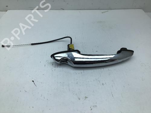 Used Front left exterior door handle MINI MINI (R50, R53) One (90 hp) 25117911
