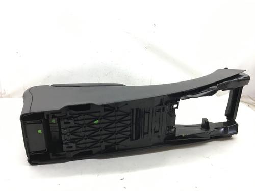 Armrest / Center console MERCEDES-BENZ C-CLASS (W203) C 200 CDI (203.004) | BP7831054I20 