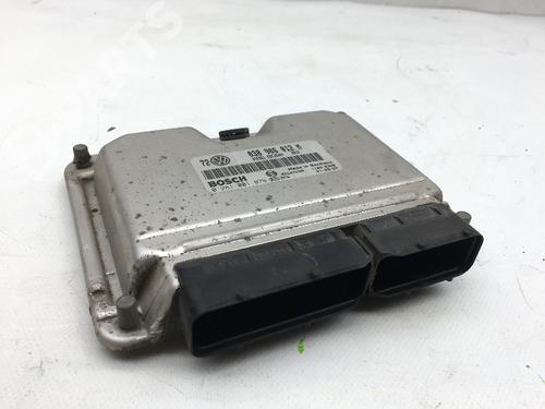 Used Engine control unit (ECU) VW GOLF IV Variant (1J5) 1.9 TDI (90 hp) 10541369