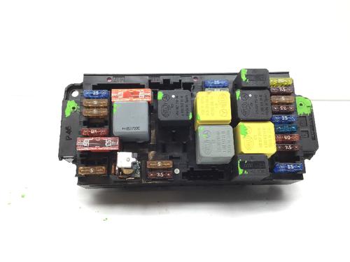 Used Fuse box MERCEDES-BENZ C-CLASS (W203) C 230 (203.052) (204 hp) 20512378
