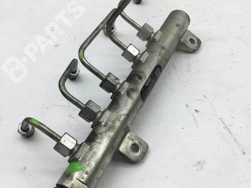 Injection rail FIAT BRAVO II (198_) 1.9 D Multijet (198AXB1A) | BP8361838M98 