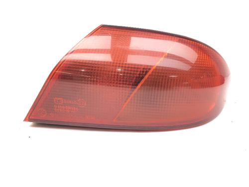 Right taillight ALFA ROMEO 166 (936_) 3.0 V6 24V (936A1000, 936A1001) (226 hp) 9251803