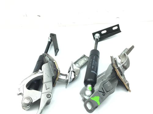 Hinge/Door check strap VOLVO V70 I (875, 876) 2.5 TDI | BP14587950C146 