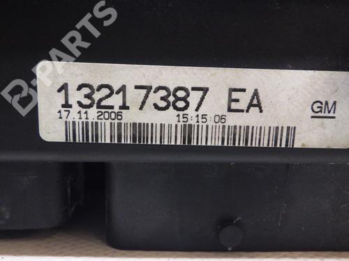 Fuse box OPEL CORSA D (S07) 1.0 (L08, L68) | BP5215999E1 