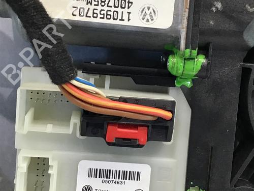 Right front door VW TOURAN (1T1, 1T2) 1.6 FSI | BP13878634C3 