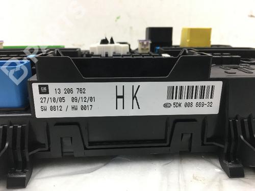 Fuse box OPEL ASTRA H (A04) 1.4 (L48) | BP8825072E1 