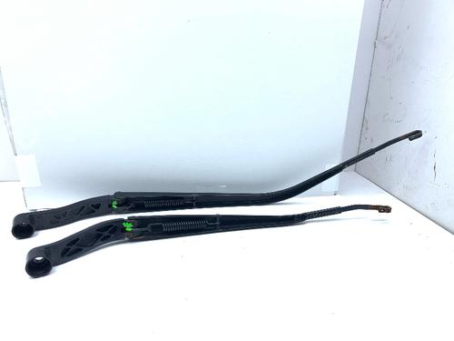 Braccio tergicristallo anteriore MAZDA 3 (BL) 1.6 MZR CD (BL14) (116 hp) 30739434