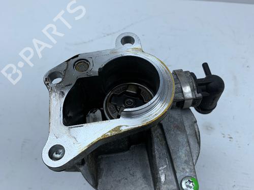 Used Vacuum pump RENAULT MEGANE II Estate (KM0/1_) 1.9 dCi (131 hp) 15595305