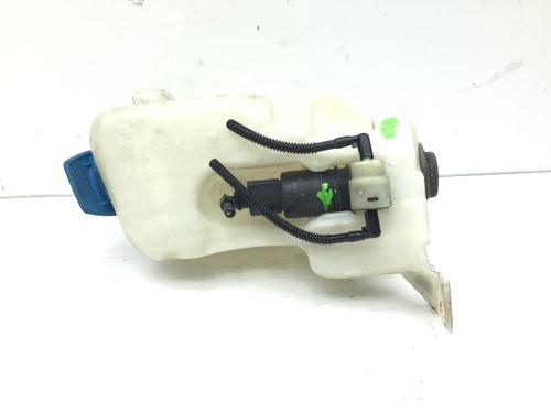 Windscreen washer tank VW GOLF IV Variant (1J5) 2.0 (115 hp) 11765683