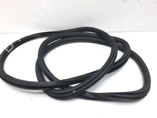 Used Rubber door seal VW GOLF VI (5K1) 1.2 TSI (86 hp) 14588289
