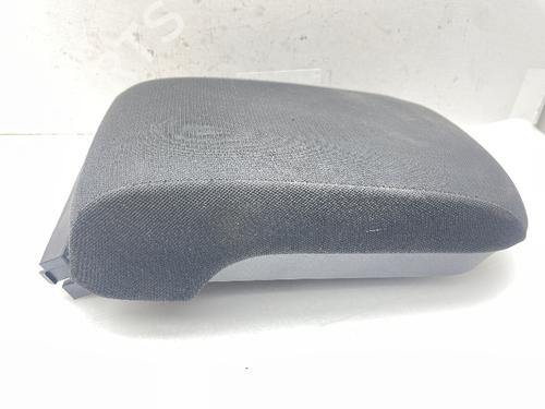 Armrest / Center console MITSUBISHI LANCER VIII Sportback (CX_A) 1.8 Flex (CX3A, CX6A) | BP31969353I20