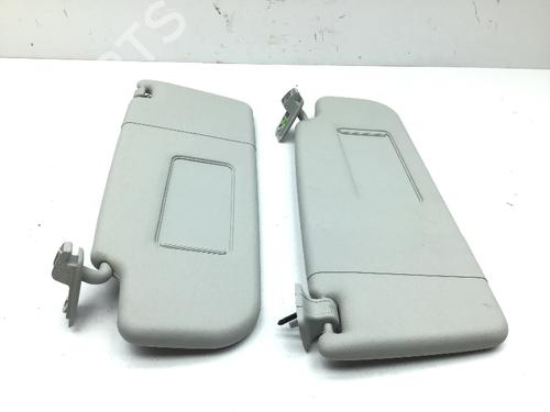 Used Right sun visor VW GOLF PLUS V (5M1, 521) 1.4 TSI (122 hp) 16195904
