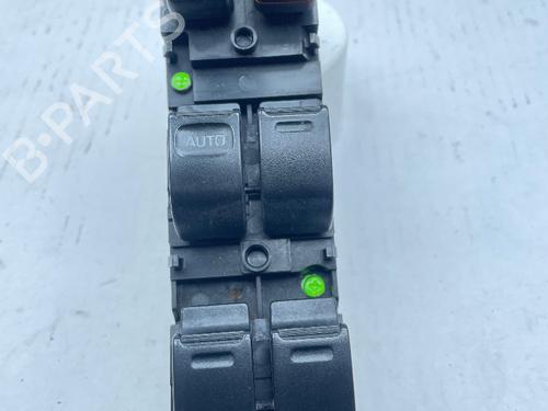 Used Left front window switch TOYOTA COROLLA Compact (_E10_) 1.3 XLI (EE101_, EE101R) (75 hp) 31015975