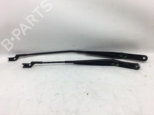 Used Front windshield wiper arm VW UP! (121, 122, BL1, BL2, BL3, 123) 1.0 (60 hp) 14585993