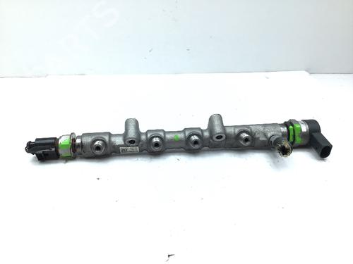 Used Injection rail VW POLO V (6R1, 6C1) 1.2 TDI (75 hp) 29309831