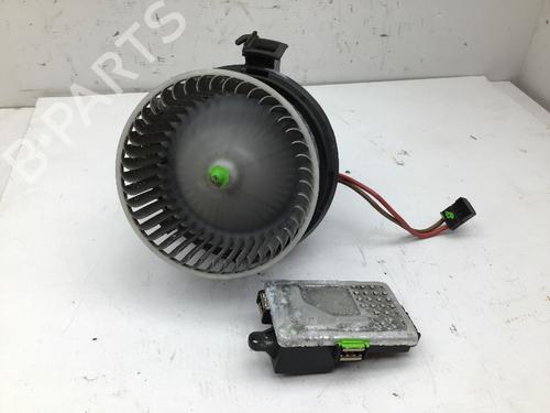 Moteur de chauffage MERCEDES-BENZ C-CLASS (W204) C 180 CGI (204.049) (156 hp) 27864261
