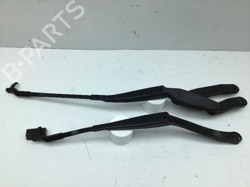 Used Front windshield wiper arm MERCEDES-BENZ E-CLASS T-Model (S212) E 220 CDI / BlueTEC (212.202, 212.201) (170 hp) 15964556