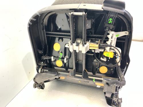 Right front seat VW BORA Variant (1J6) 1.6 16V | BP39654975C16 - Image 8