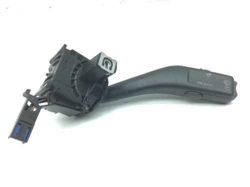Used Steering column stalk SEAT ALTEA XL (5P5, 5P8) 2.0 TDI (140 hp) 12093225