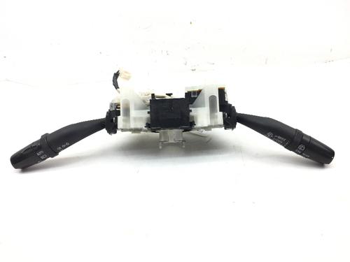 Used Switch MAZDA 6 Station Wagon (GY) 2.0 DI (GY19) (121 hp) 7967261