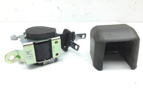 Used Rear center seatbelt CITROËN C3 Picasso (SH_) 1.4 VTi 95 (SH8FSC, SH8FP0, SH8FP6) (95 hp) 16190690