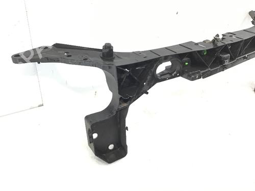 Crossmember RENAULT CLIO III (BR0/1, CR0/1) 1.2 16V (BR02, BR0J, BR11, CR02, CR0J, CR11) | BP17979888C162 