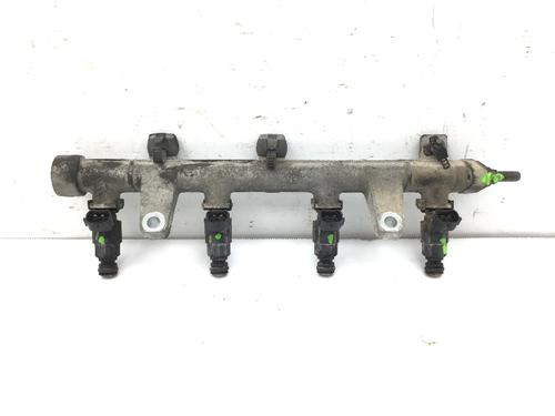 Used Injection rail HYUNDAI MATRIX (FC) 1.6 (103 hp) 26589708
