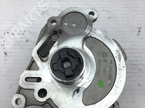 Used Vacuum pump SKODA OCTAVIA II Combi (1Z5) 2.0 TDI 16V (140 hp) 19516455