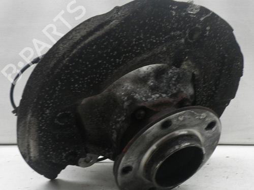Used Right front steering knuckle BMW 1 (E87) 116 i (115 hp) 14584634