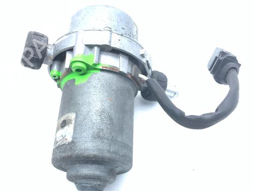 Used Vacuum pump AUDI A4 B6 (8E2) 3.0 (220 hp) 32298901