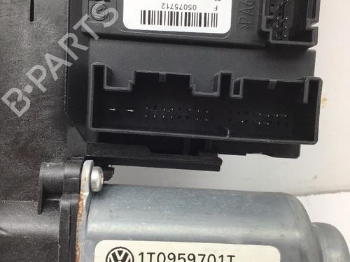 Left front window motor VW TOURAN (1T1, 1T2) 1.4 TSI EcoFuel | BP27600780E21 