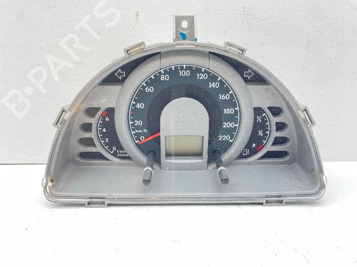 Used Instrument cluster VW FOX Hatchback (5Z1, 5Z3, 5Z4) 1.2 (55 hp) 31087907