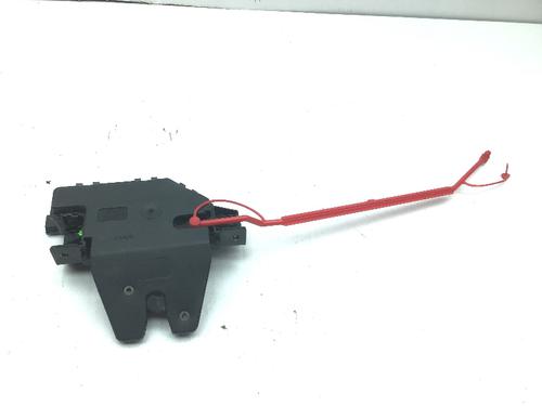Used Tailgate lock BMW 3 (E46) 318 i (143 hp) 12593082