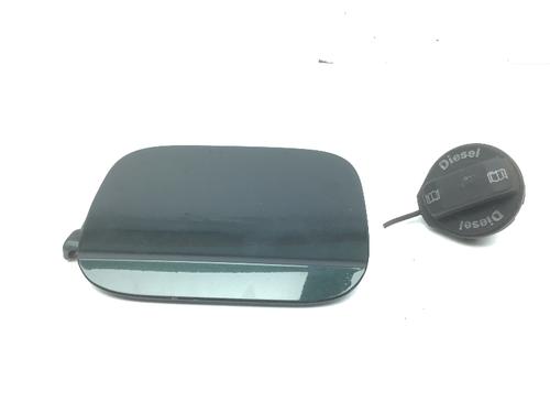 Używane Klapa wlewu paliwa AUDI A4 B7 Avant (8ED) 2.7 TDI (180 hp) 13522023