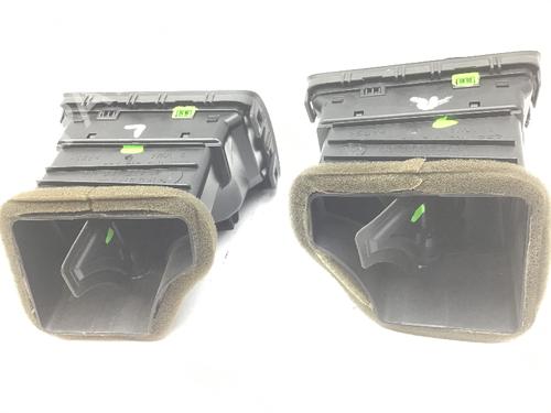 Air vent VW GOLF V (1K1) 1.9 TDI | BP19779318I21 