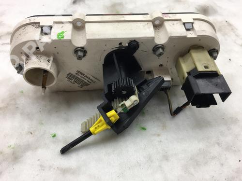 Climate control FORD FIESTA V (JH_, JD_) 1.3 | BP8785000I5 