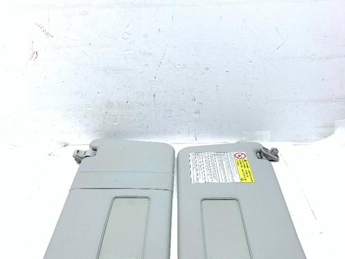 Used Right sun visor Right sun visor 38757961 38757961