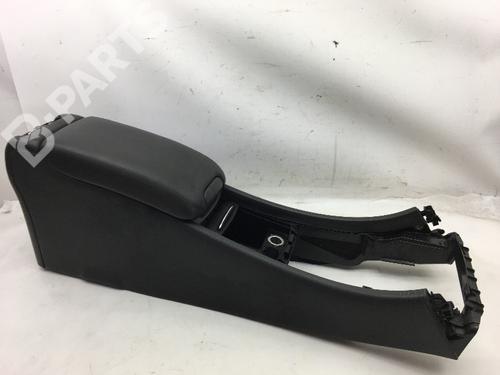 Armrest / Center console MERCEDES-BENZ C-CLASS (W203) C 200 CDI (203.004) | BP7831054I20 
