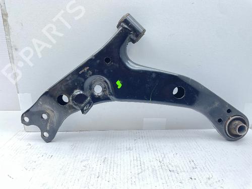 Used Left front suspension arm TOYOTA COROLLA Compact (_E10_) 1.3 XLI (EE101_, EE101R) (75 hp) 31022561