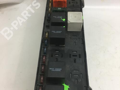 Fuse box CHRYSLER VOYAGER / GRAND VOYAGER III (GS_, NS_) 2.5 TD | BP6145628E1 