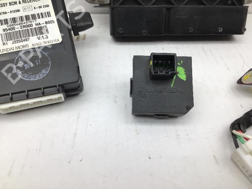 Engine control unit (ECU) HYUNDAI i30 Estate (FD) 1.6 CRDi | BP20325611M57