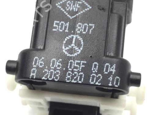 Left rear window switch MERCEDES-BENZ C-CLASS (W203) C 230 (203.052) | BP20484717I29 