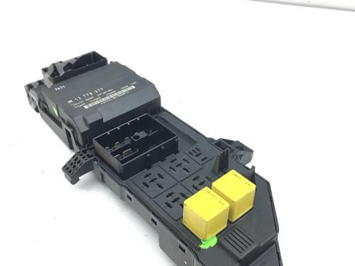 Used Fuse box SAAB 9-3 Estate (E50) 1.9 TiD (150 hp) 11221736