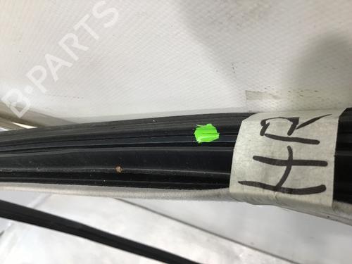 Rubber door seal VW GOLF IV (1J1) 1.6 16V | BP19574238C142 