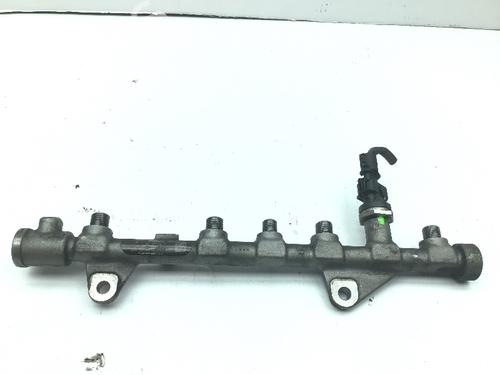 Used Injection rail RENAULT MEGANE III Hatchback (BZ0/1_, B3_) 1.9 dCi (BZ0N, BZ0J) (131 hp) 12580147