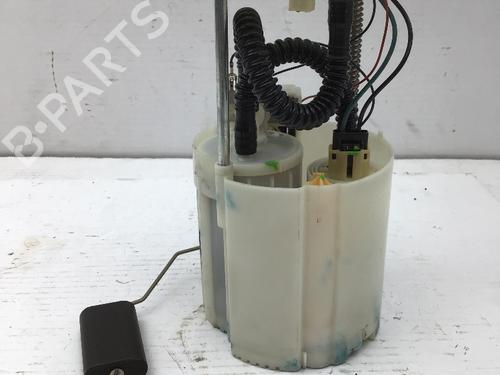 Used Fuel pump OPEL CORSA D (S07) 1.0 (L08, L68) (60 hp) 18257095