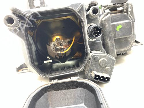 Left headlight BMW 3 Touring (E36) 318 i | BP35752085C28 - Image 5