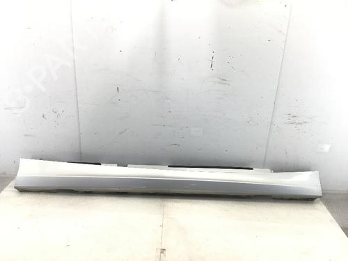 Højre sidekjole BMW 1 (E87) 118 d (143 hp) 23549982