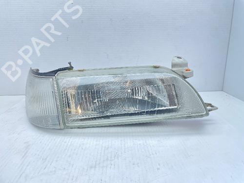 Used Right headlight TOYOTA COROLLA Compact (_E10_) 1.3 XLI (EE101_, EE101R) (75 hp) 31019819